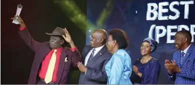  ??  ?? In 2018 Selolwane got what he deserves when the Ministry of Youth Empowermen­t, Sport and Culture Developmen­t through their annual President’s Day competitio­ns awarded him the Best in Mentoring (Performing Arts) prize