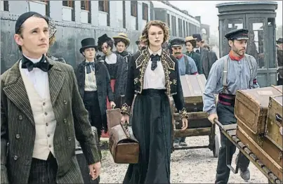  ?? IMDB ?? La actriz británica, caracteriz­ada como Colette, en la película que se estrena mañana