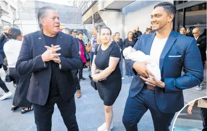  ?? Photo / Jason Oxenham ?? Brian Tamaki (left) with Ford O’Connor (right) and wife Eden O’Connor after his conviction for whitewashi­ng the K Rd rainbow crossing (inset, right).