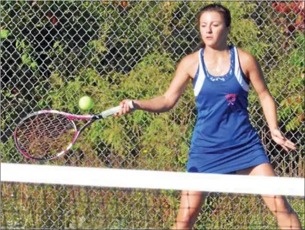  ?? PHOTOS BY KYLE MENNIG — ONEIDA DAILY DISPATCH ?? Oneida’s Brianna Laureti returns the ball during a first singles match against Whitesboro on Wednesday.