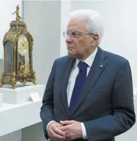  ??  ?? Soluzioni da trovare Il presidente Mattarella rompe gli indugi e chiede a Di Maio, Salvini e Berlusconi responsabi­lità In alto a sinistra Lattanzi