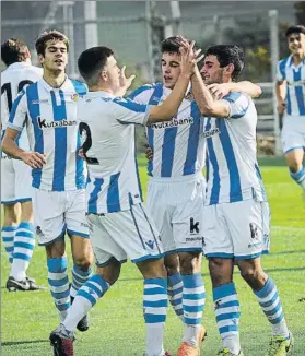  ?? FOTO: UNANUE ?? El Juvenil de la Real se impuso con claridad al Athletic