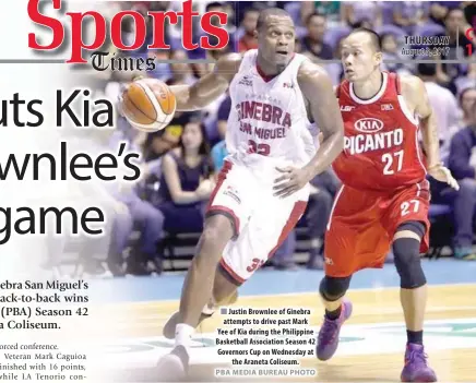  ?? PBA MEDIA BUREAU PHOTO ?? Justin Brownlee of Ginebra attempts to drive past Mark Yee of Kia during the Philippine Basketball Associatio­n Season 42 Governors Cup on Wednesday at the Araneta Coliseum.
