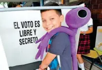  ?? ?? Los niños tuvieron día de elecciones y de pijamas