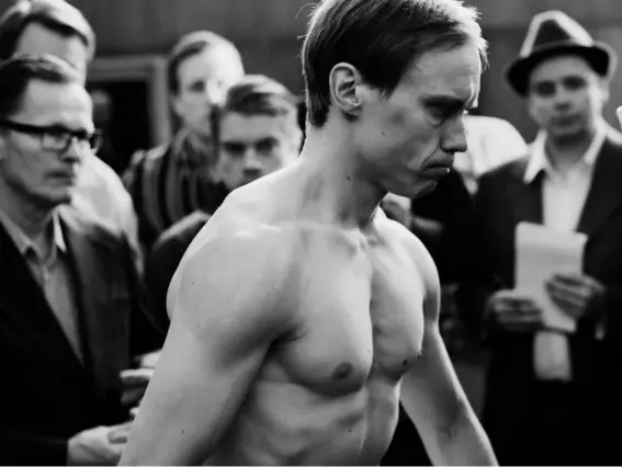  ??  ?? Olli Mäki was madly in love when he was preparing for his fight against Davey Moore