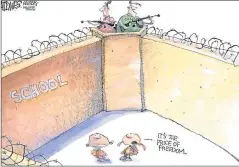  ?? Matt Davies, Newsday, Long Island, EE.UU. ?? “EL PRECIO DE LA LIBERTAD”. En los EE.UU. ya hay escuelas que poseen armas para que los profesores puedan repeler posibles ataques.