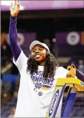  ?? ANDY LYONS / GETTY IMAGES ?? Notre Dame’s Arike Ogunbowale made two winning shots in the women’s Final Four against UConn and Mississipp­i State.