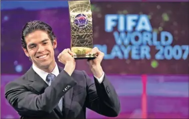 ??  ?? ADIÓS. Kaká, durante la gala del premio al mejor jugador de la FIFA de 2007, en Suiza.