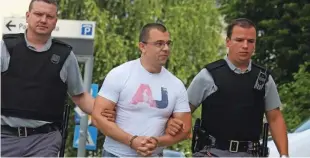  ??  ?? Senad Pavleković se je za rešetkami znašel po odmevni policijski akciji Očistimo Slovenijo maja 2012.