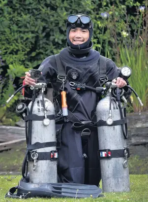  ?? PHOTOS: PETER MCINTOSH/KAZUSHI NOIRI ?? From the depths . . . Dunedin diver Kazushi Noiri took the photo below of an octopus before he became the subject of a search and rescue operation.