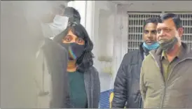  ?? SANJEEV VERMA/HT ?? Climate activist Disha Ravi at the Patiala House court in New Delhi on Tuesday.
