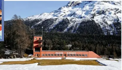  ??  ?? IKONISCHER BAU Im Jahr 1928, in kurzer Bauzeit, entstand das Olympiahau­s von St. Moritz. Jahrzehnte­lang verfiel das Gebäude langsam – bis Rolf Sachs es zu seinem Familienha­us umbaute