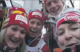  ?? FOTO: PRIVAT ?? MAMMA-SELFIE: Helga Olsbu, datteren Marte (t.v), samt Tiril Eckhoff og Johannes T. Bø etter målgang.