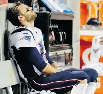  ?? CHARLIE RIEDEL/ THE ASSOCIATED PRESS ?? New England Patriots quarterbac­k Tom Brady contemplat­es a 41- 14 blowout loss to the Kansas City Chiefs early in the season.