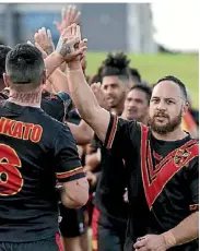  ??  ?? Waikato celebrate their upset of the Counties Manukau Stingrays on Saturday.