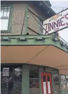  ?? ZAN ROACH ?? Zinnie’s bar in Memphis recently closed its doors after 45 years of service.