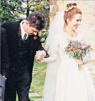  ??  ?? Happy ending: Rowan Pelling married Angus Mackinnon in 1995