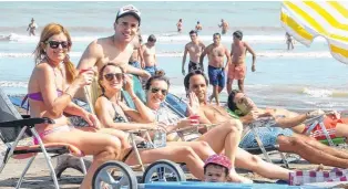  ??  ?? del mes de enero se vivió en la víspera en el balneario montehermo­seño. Una jornada