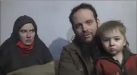  ??  ?? Canadian Joshua Boyle, his American wife Caitlan Coleman and their children are on their way home after five years held hostage.