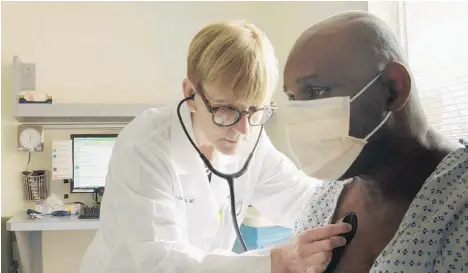  ?? Photo / Netflix ?? Dr Lisa Sanders examining a patient in a scene from the new Netflix series, Diagnosis.