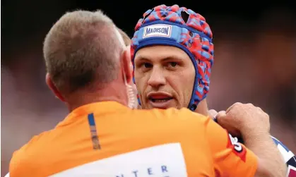  ?? ?? Kalyn Ponga of the Knights receives attention from a trainer at Leichhardt Oval on Sunday. Photograph: Brendon Thorne/AAP
