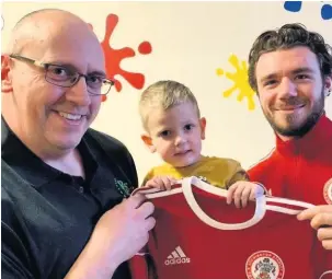  ??  ?? Accrington Stanley first team squad spent an afternoon giving out presents to the children at the Royal Blackburn Teaching Hospital.