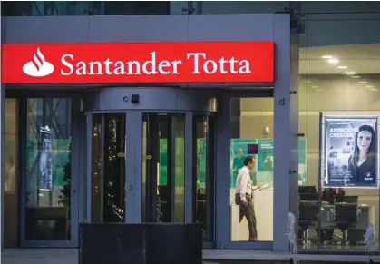  ?? Sérgio Lemos ?? O Totta vai deixar de se seguir ao Santander em Portugal. O banco acredita que, no digital, a marca ganha visibilida­de.