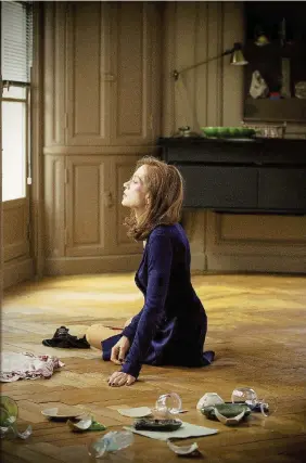  ??  ?? Protagonis­ta Isabelle Huppert in “Elle” di Paul Verhoeven