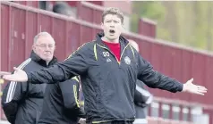  ??  ?? AT A LOSS Brechin City gaffer Darren Dods is on awful run