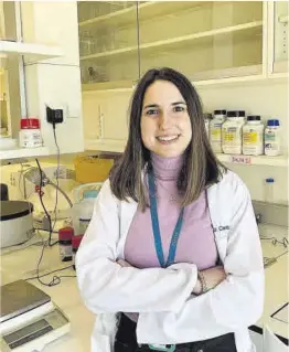  ?? M.C.R. ?? La investigad­ora Mª Carmen Ruiz Cantero, en el laboratori­o.