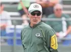  ?? NETWORK-WISCONSIN USA TODAY ?? Tom Clements, who coached the Packers’ quarterbac­ks from 2006-11, is set to return to that position, according to a report.