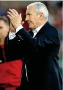  ??  ?? Defeat: Cork boss John Caulfield applauds the fans