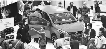  ?? – Bernama photo ?? Analysts remain optimistic on MBM’s outlook which could be supported by the potential new national SUVs, the strong growth in Perodua, and recovery in the automotive industry production.