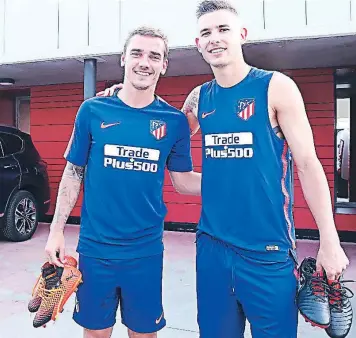  ??  ?? Griezmann y Lucas Hernández, dos campeones del mundo en Atlético de Madrid.