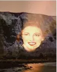  ?? Foto: Screenshot ?? Vera Lynn ist auf den Felsen von Dover zu sehen.