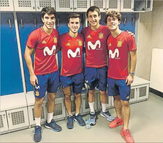  ?? FOTO: UNCITI ?? Donostia Oyarzabal y Odriozola con Soler y Gayá tras el partido de semifinale­s