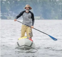  ?? JOHN MAHONEY ?? Paul Gauvreau paddled 1,271 kilometres down the Ottawa River in 43 days to raise money for Ste-Justine children’s hospital.