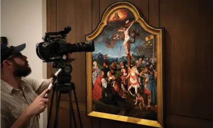  ?? ?? Art from all over the world … filming Easter in Art at Philadelph­ia Museum of Art. Photograph: David Bickerstaf­f