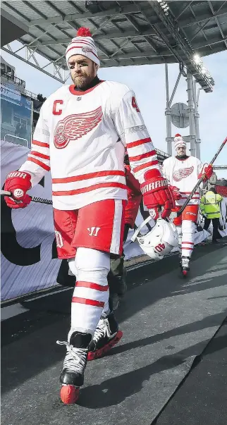  ?? DAVE ABEL ?? Henrik Zetterberg and the Detroit Red Wings hope defeating the Maple Leafs at the Centennial Classic outdoor game at BMO Field in Toronto will jump-start his team’s sputtering season.