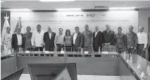  ??  ?? Labor. El Gobernador participó en en la reunión del Grupo de Coordinaci­ón Coahuila-durango, Mando Especial de La Laguna.