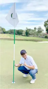  ?? PHOTOGRAPH COURTESY OF GABRIEL OCONER-YUZON ?? GABRIEL Oconer-Yuzon beams with pride after his feat on the 15th hole at the 36th Mango Tee at Alabang Country Club.