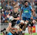  ?? MICHAEL BRADLEY/GETTY IMAGES ?? Damian McKenzie and the Chiefs handed the Blues a lesson in grit and determinat­ion and winning rugby.