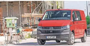  ??  ?? Der T6.1 Panelvan Plus von Volkswagen ist der ideale Arbeitsbeg­leiter mit großem Platzangeb­ot.