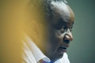  ?? Picture: Bloomberg ?? TROUBLED. Finance Minister Tito Mboweni says the country’s debt ratio could reach 80%.