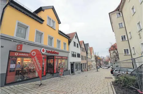  ?? FOTO: SEBASTIAN KORINTH ?? Mit gähnender Leere in der Fußgängerz­one will sich die Pfullendor­fer Stadtverwa­ltung nicht abfinden: Im Laufe dieses Jahres soll es eine weitere Altstadt-Offensive geben.