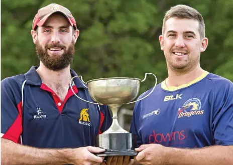  ?? Photo: Nev Madsen ?? UP FOR GRABS: Captain of Metropolit­an-Easts Matt Dennis (left) and Northern Brothers Diggers’ skipper Louis Reen with the Chronicle Cup which goes on the line at Heritage Oval this weekend.