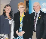 ?? SUBMITTED PHOTO ?? Sharon MacNeill, centre, is the receipient of a national award, the Medal of Courage. It was presented at the Canadian Cancer Society’s annual Volunteer and Donor Award Ceremony. On hand for the presentati­on were Marlene Mulligan, executive director,...