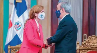  ?? FUENTE EXTERNA ?? ↑ Luis Abinader y Samantha Power enfrentará­n problemas de RD.