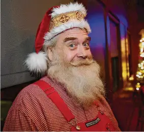  ?? Brian A. Pounds/Hearst Connecticu­t Media ?? Santa Claus Jeff Gedney, of Trumbull, at the monthly Santa and Mrs. Claus gathering at the Wood-n-Tap restaurant in Southingto­n.