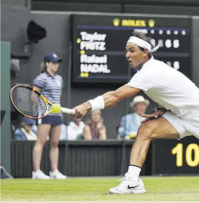  ?? ?? Rafa Nadal no se verá demasiado perjudicad­o por el parón que le obligará a hacer la lesión en la zona abdominal y podrá continuar con el calendario que tenía programado